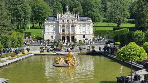 Linderhof Palace: A Miniature Versailles Hidden in the Bavarian Alps!