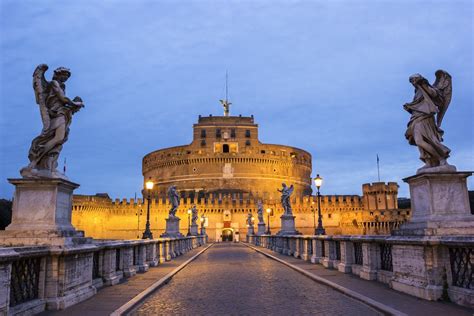 Castel Sant’Angelo: Pháo đài hùng vĩ với lịch sử bí ẩn!